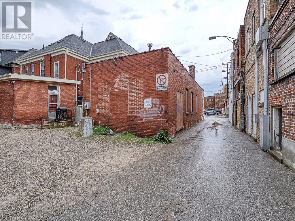 For sale 11 RIDDELL Street, Woodstock, Ontario N4S6L9 40584188