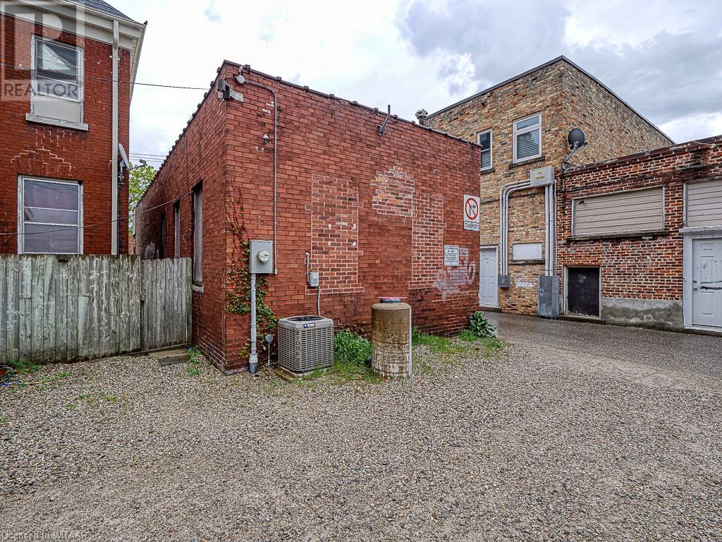 For sale 11 RIDDELL Street, Woodstock, Ontario N4S6L9 40584188