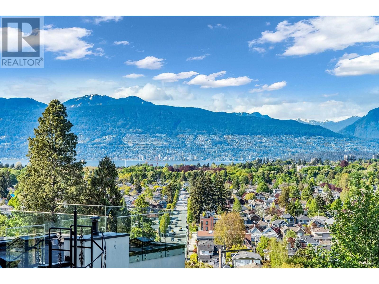 For sale 4492 QUESNEL DRIVE, Vancouver, British Columbia V6L2X6