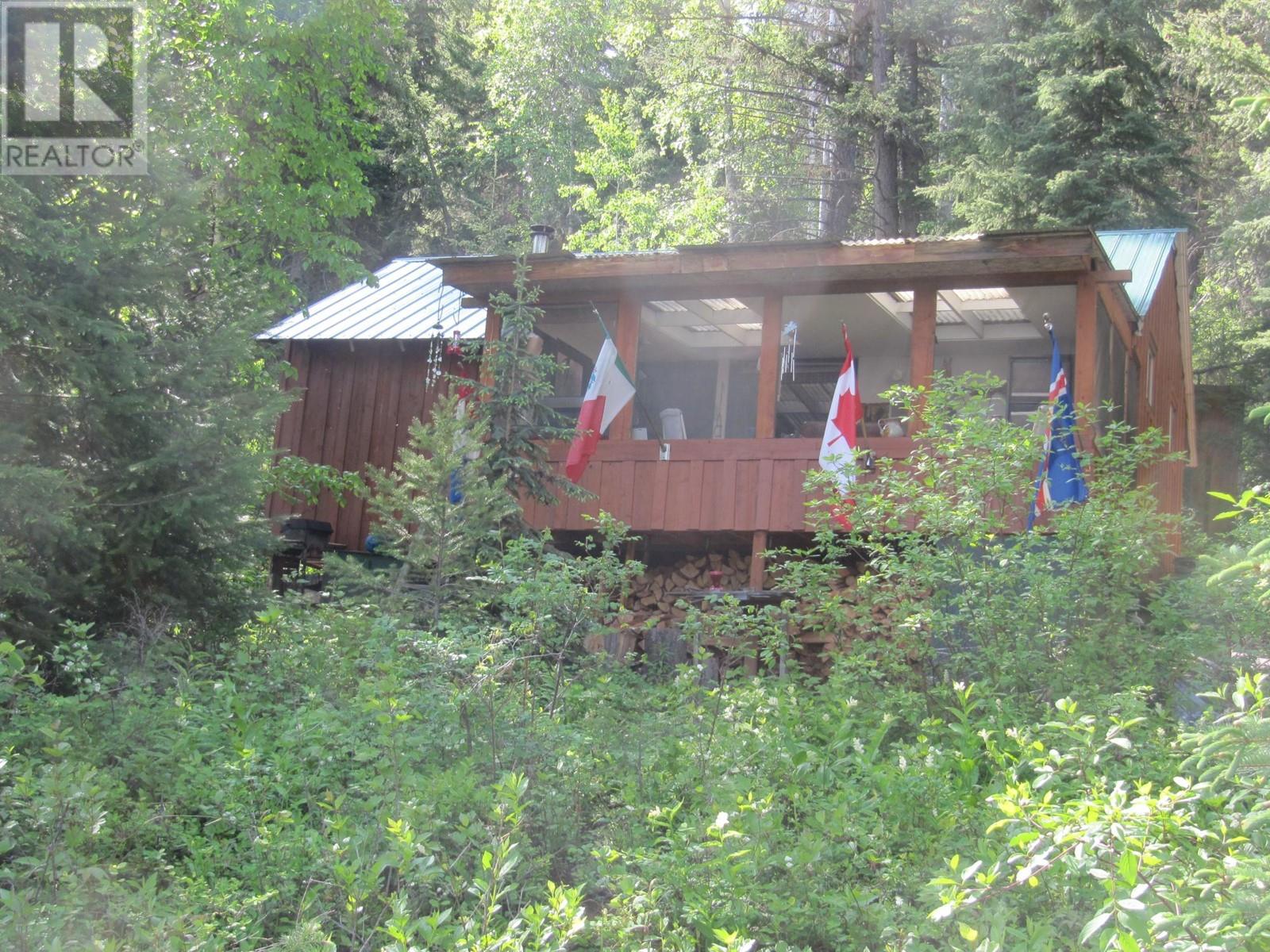 For sale 4376 BIRCH LAKE DUMP RD, Little Fort, British Columbia V0K2E0