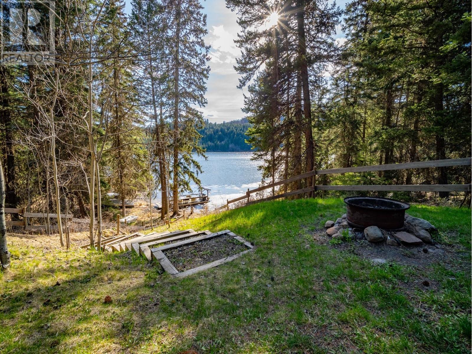 For sale 3433 RED LAKE DRIVE, Kamloops, British Columbia V0K2J0