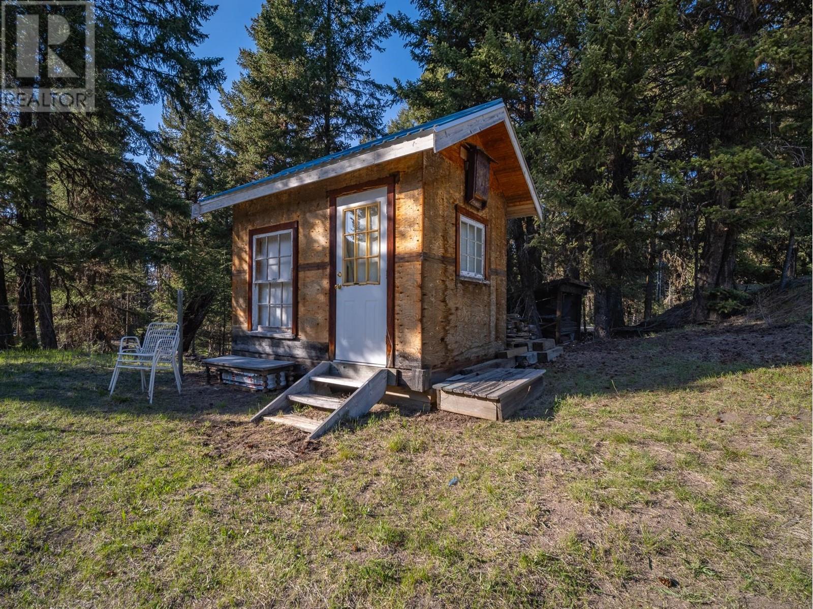 For sale 3433 RED LAKE DRIVE, Kamloops, British Columbia V0K2J0