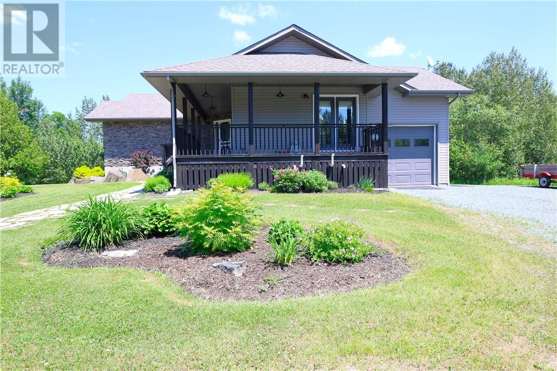 For sale 619 Bonin Street, Azilda, Ontario P0M1B0 2115561 REALTOR.ca