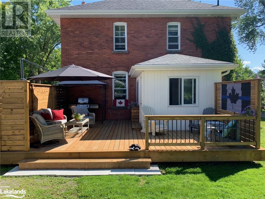 For sale 78 MCMURRAY Street, Bracebridge, Ontario P1L2A1 40568115