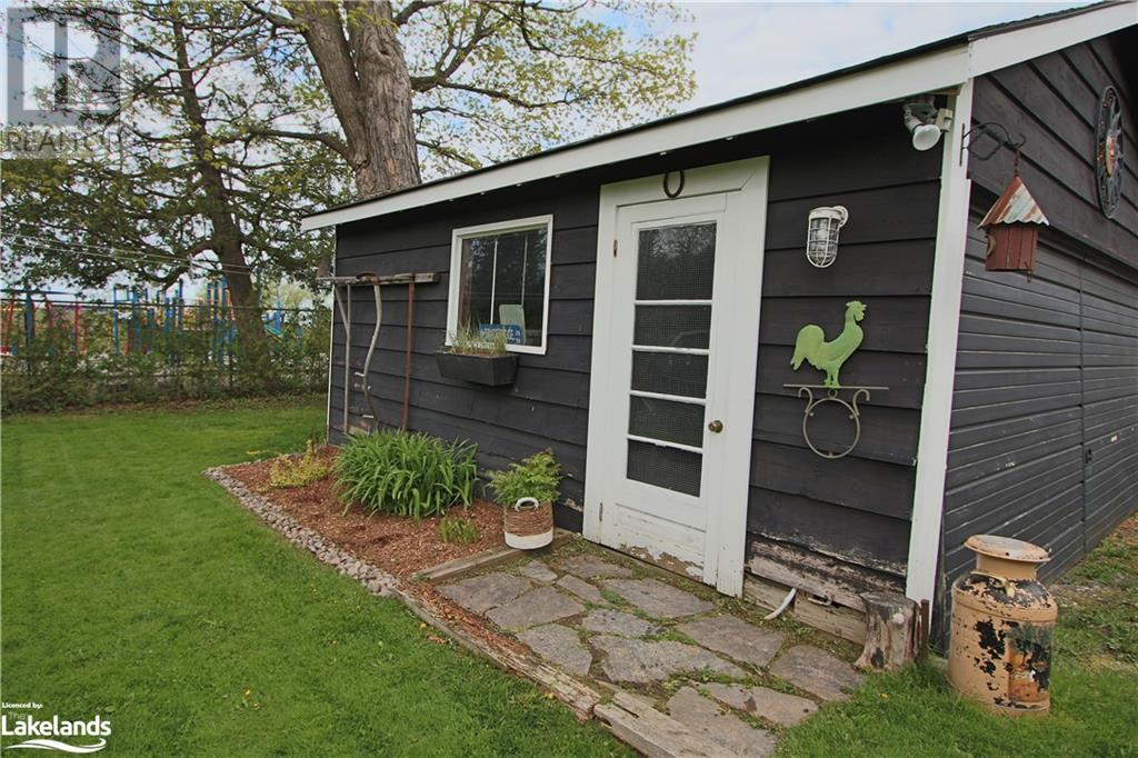 For sale 78 MCMURRAY Street, Bracebridge, Ontario P1L2A1 40568115