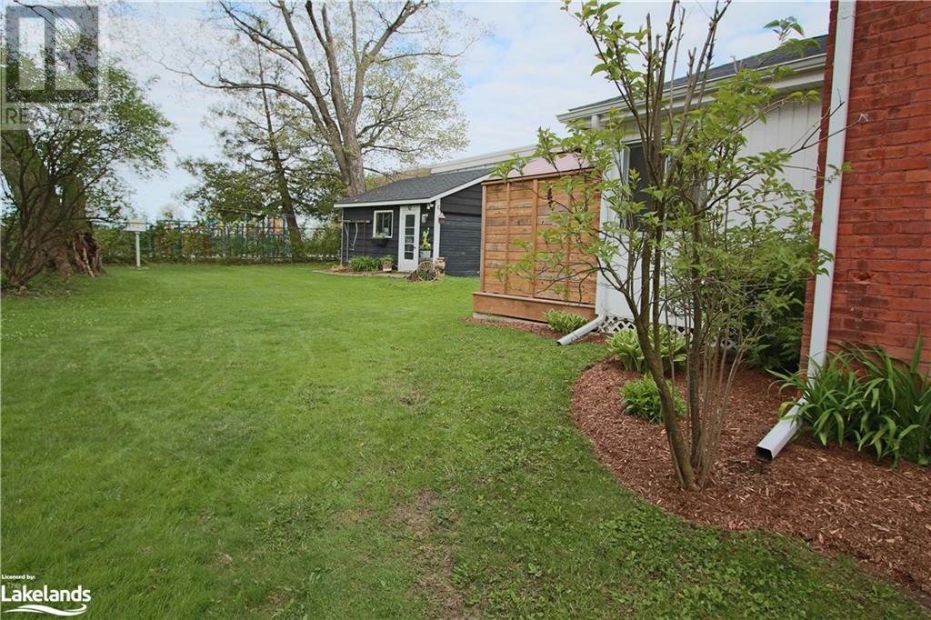 For sale 78 MCMURRAY Street, Bracebridge, Ontario P1L2A1 40568115