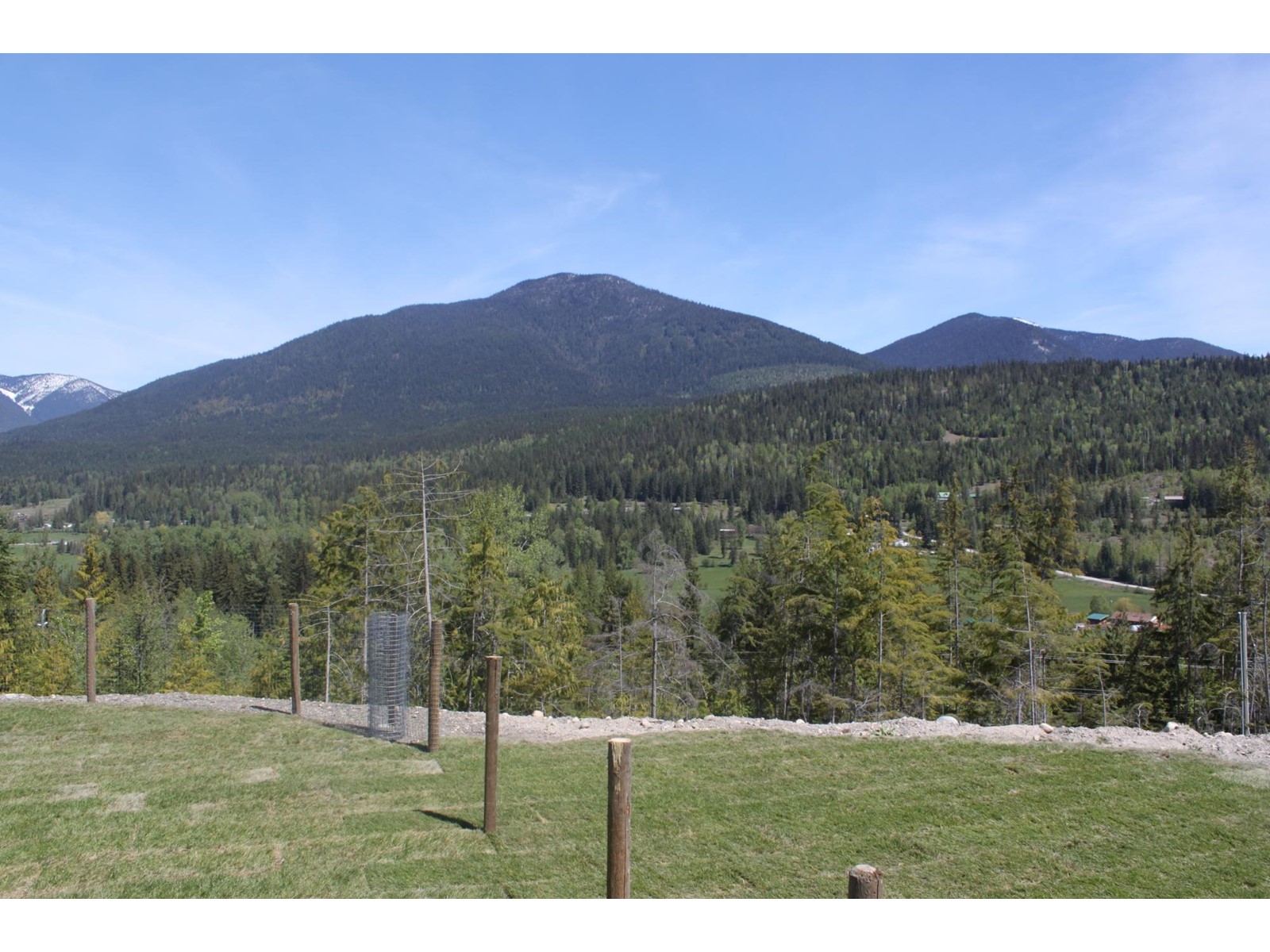 For sale 450 BROUSE LOOP ROAD, Nakusp, British Columbia V0G1R1