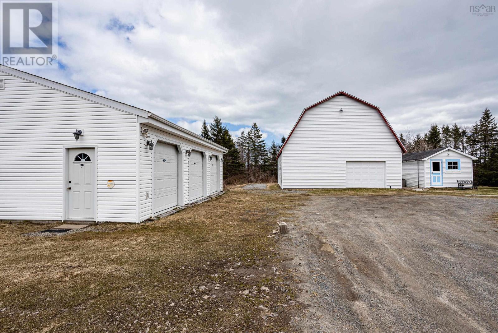 For sale 1106 Old Sambro Road, Harrietsfield, Nova Scotia B3V1B1
