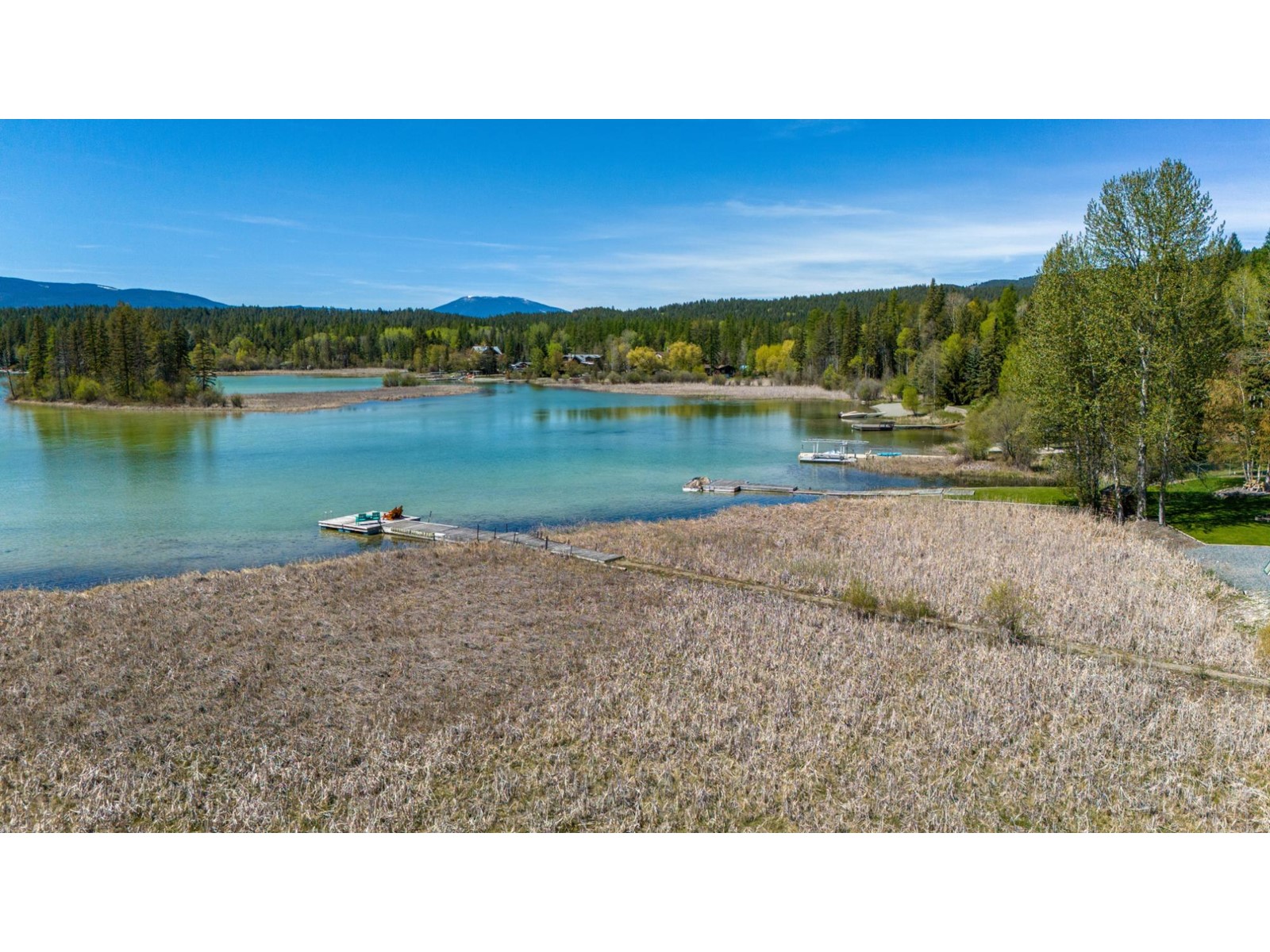 For sale 6310 TIE LAKE SHORE ROAD N, Jaffray, British Columbia V0B1T0