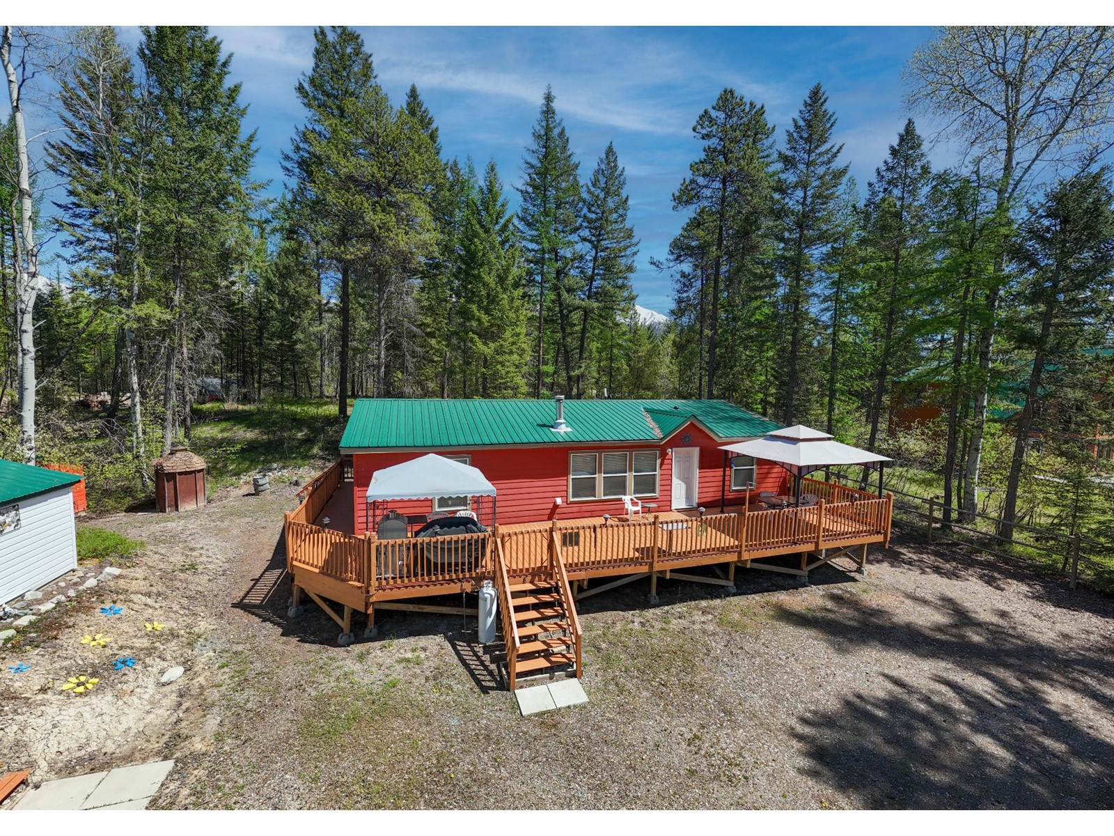 For sale 6310 TIE LAKE SHORE ROAD N, Jaffray, British Columbia V0B1T0