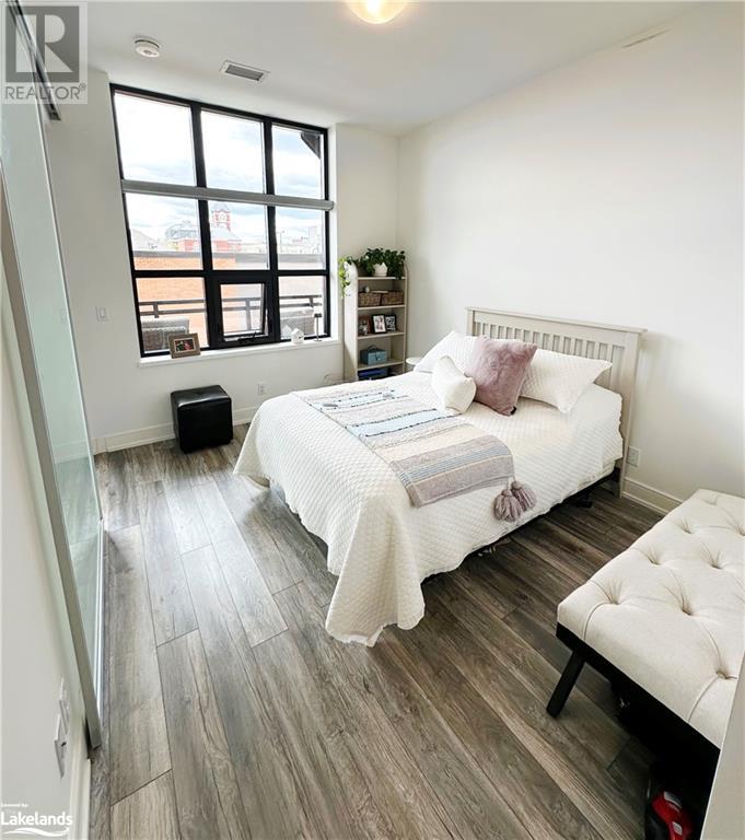 For sale 21 MATCHEDASH Street S Unit 309, Orillia, Ontario L3V4W4