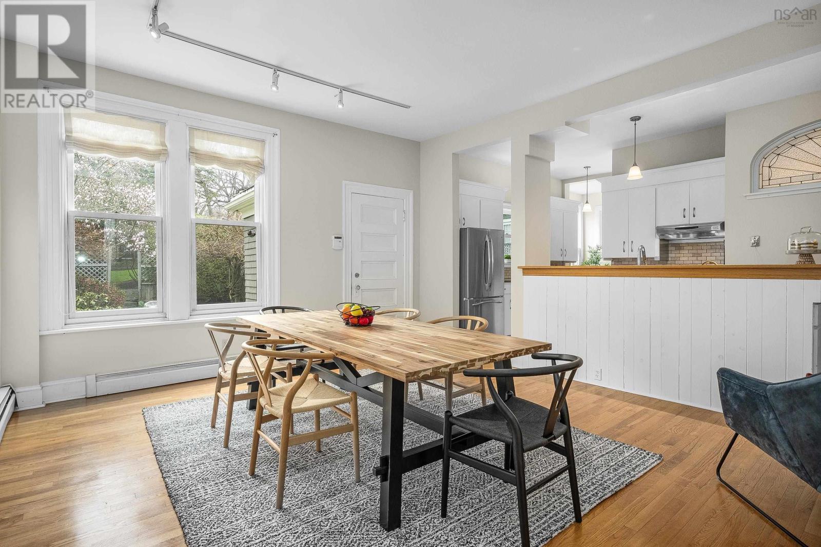 For sale 5735 Inglis Street, Halifax Peninsula, Nova Scotia B3H1K5