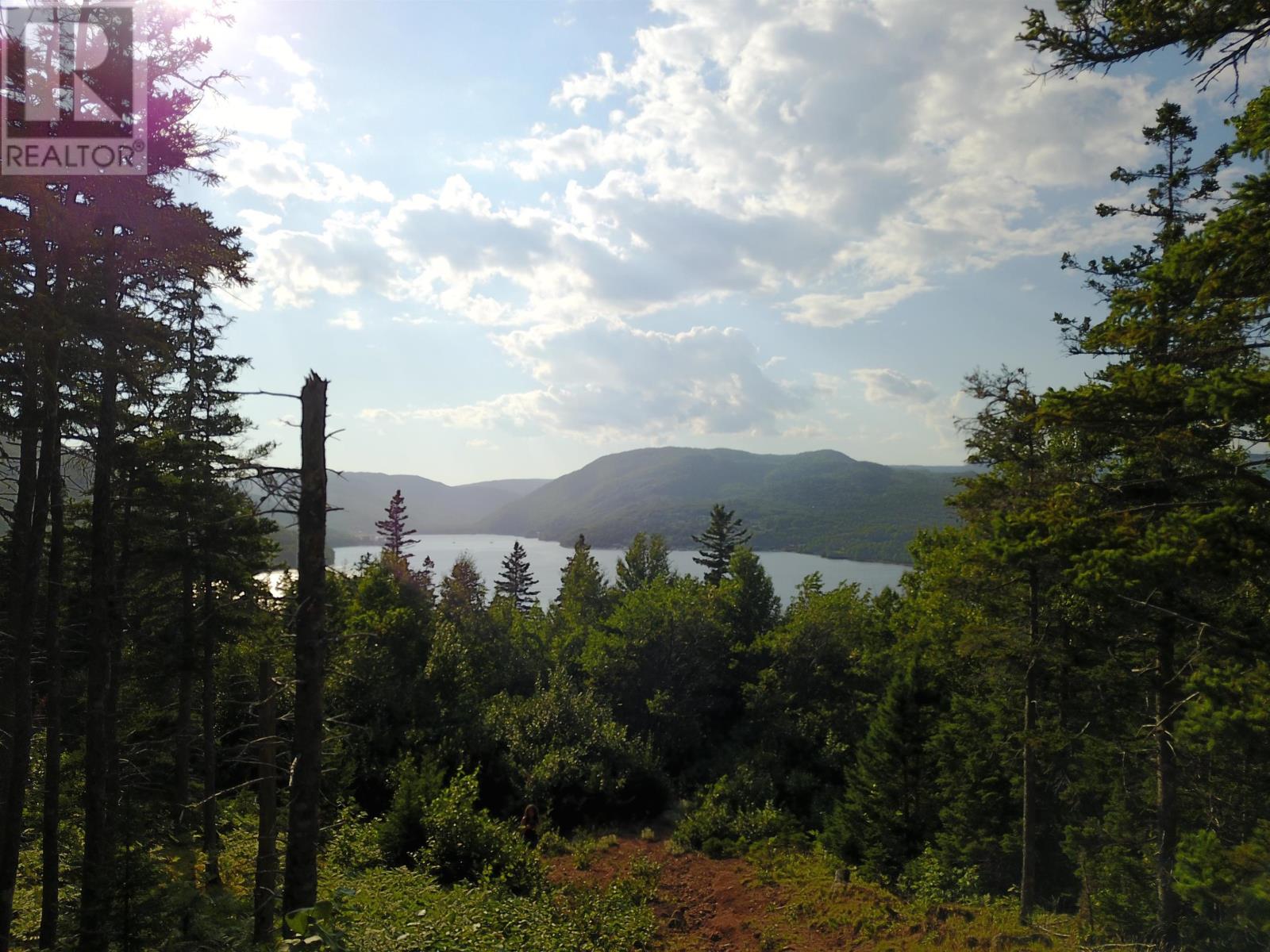 For sale Cabot Trail, Ingonish Ferry, Nova Scotia B0C1L0 202409940