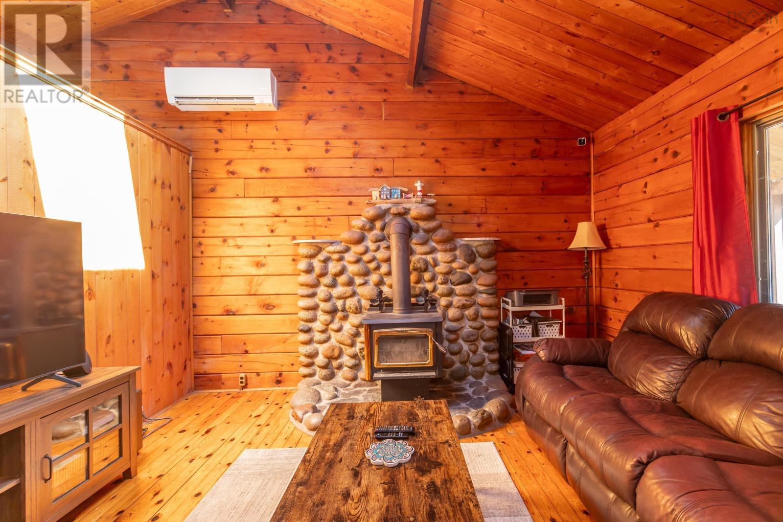 For sale 63 Empire Street, Wilmot, Nova Scotia B0P1W0 202405993