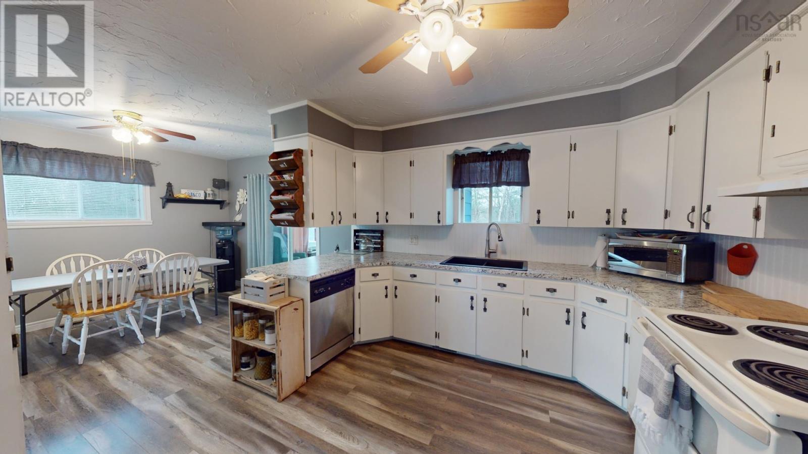 2917 Laurie Lane, Coldbrook, Nova Scotia B4R1A3 REALTOR.ca