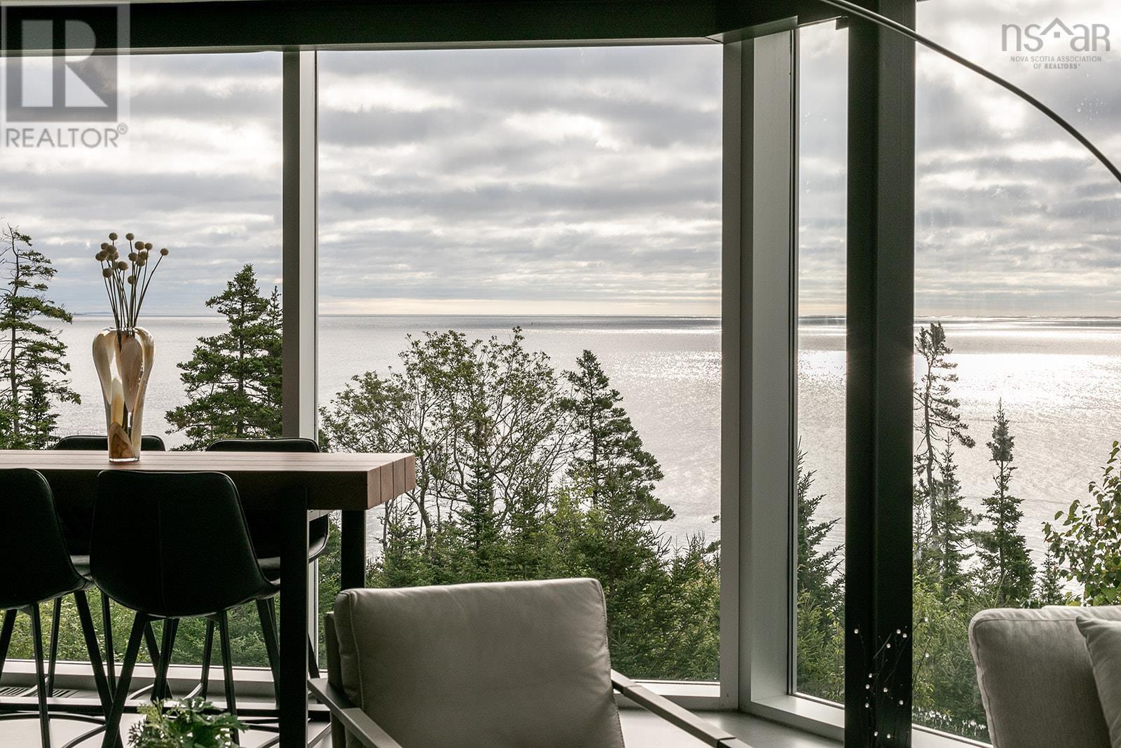 For sale 20 Ashley Drive, Halibut Bay, Nova Scotia B3V1J6 202405575