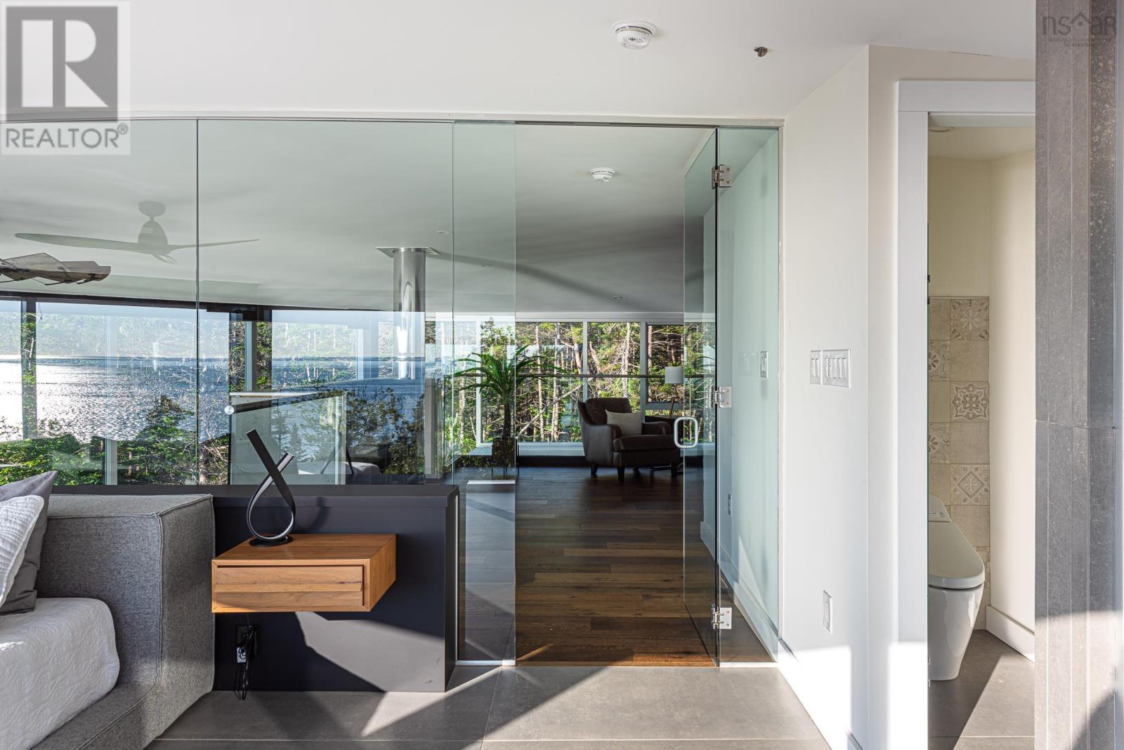 For sale 20 Ashley Drive, Halibut Bay, Nova Scotia B3V1J6 202405575