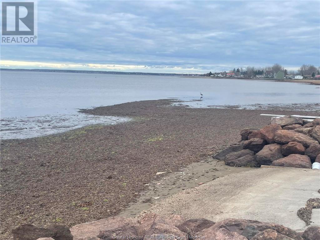 For sale 27 Colpitts ST, Cormierville, New Brunswick E4R2L4 M159315