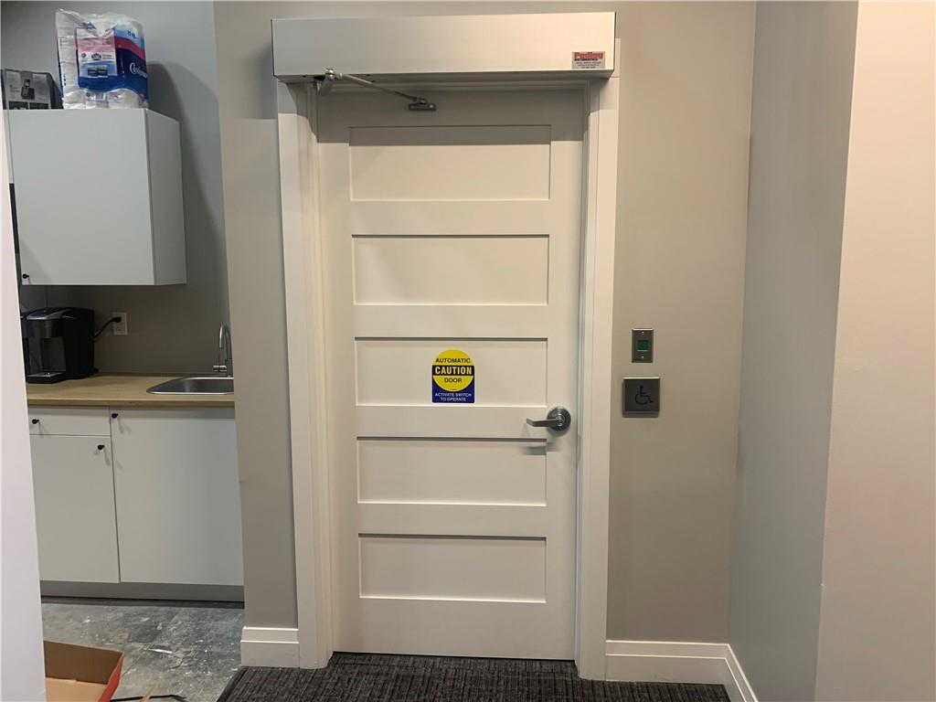 For rent 1042 GARNER Road W, Unit 103A, Ancaster, Ontario L9G0H5