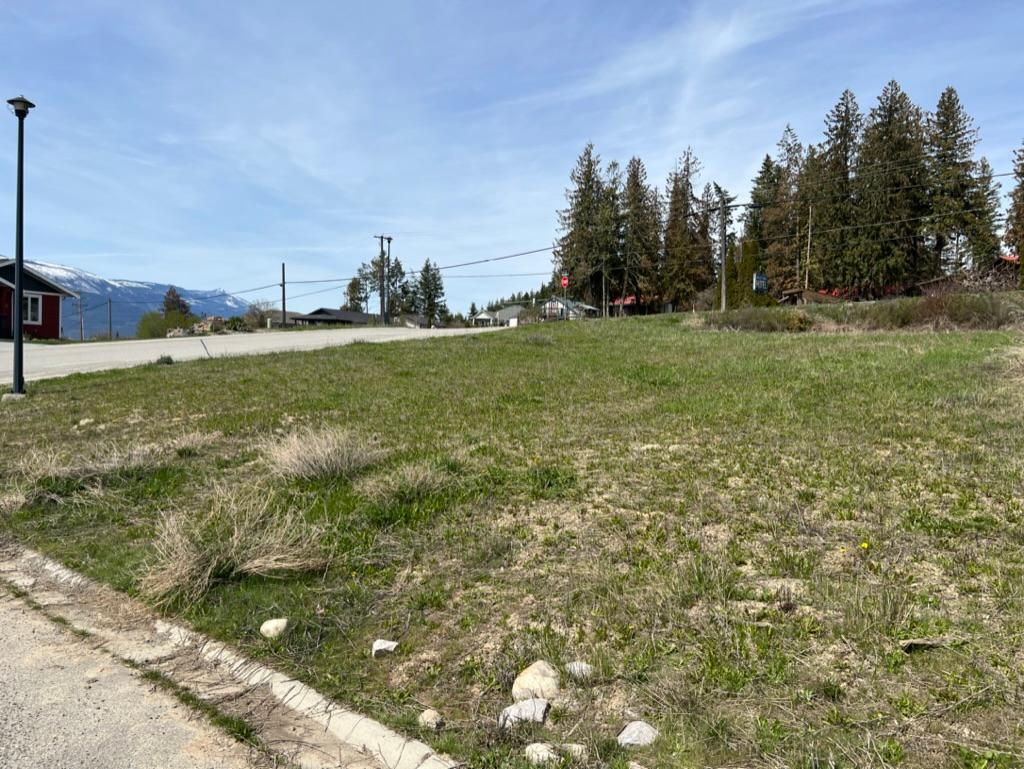 For sale 1014 HAWKVIEW DRIVE, Creston, British Columbia V0B1G3