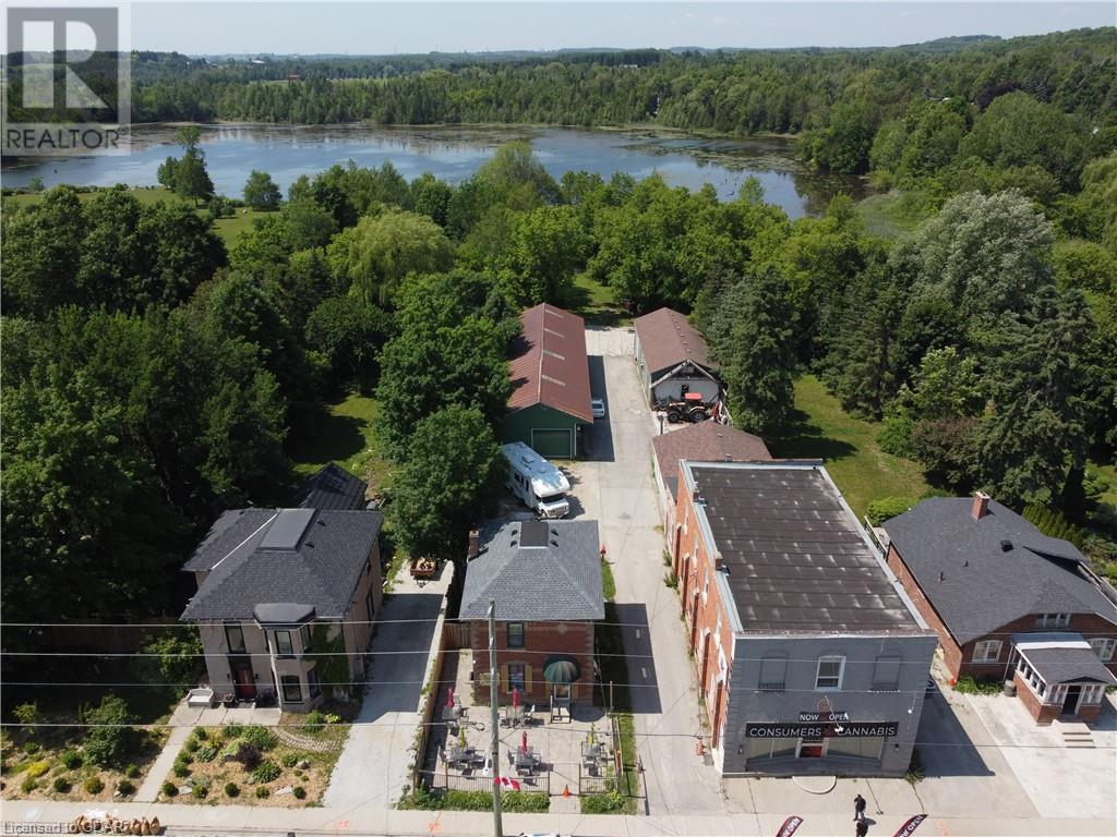 For sale 90 TRAFALGAR Road, Hillsburgh, Ontario N0B1Z0 40563624 REALTOR.ca