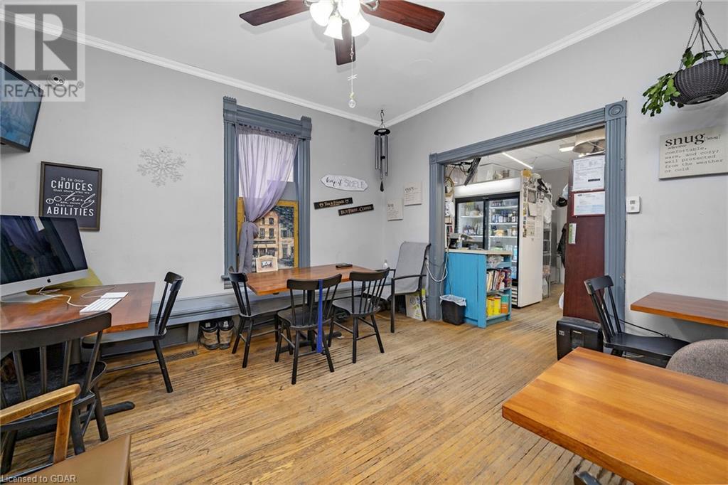 For sale 90 TRAFALGAR Road, Hillsburgh, Ontario N0B1Z0 40563624 REALTOR.ca