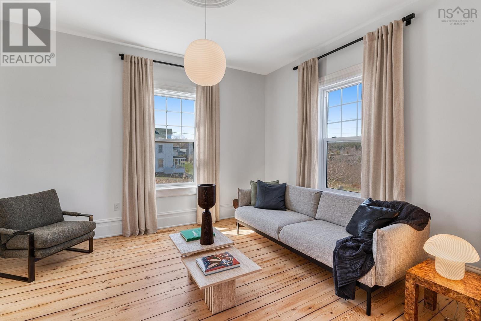 For sale 3713 332 Highway, Riverport, Nova Scotia B0J2W0 202409955