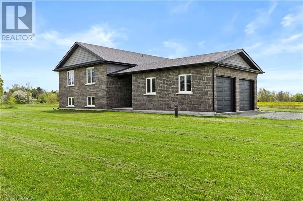 For sale 101 BITTERSWEET Road, Harrowsmith, Ontario K0H1W0 40588867