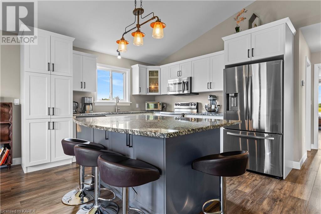 For sale 101 BITTERSWEET Road, Harrowsmith, Ontario K0H1W0 40588867