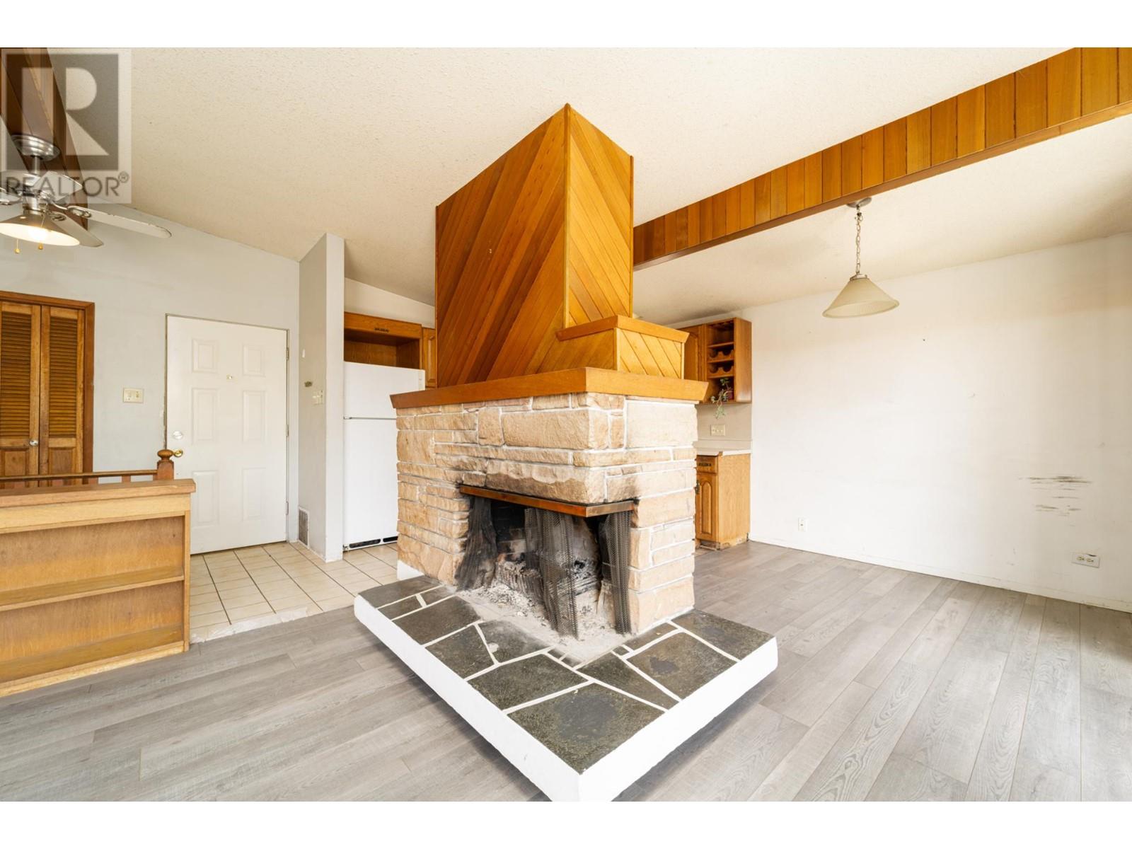 For sale 325 SCHUBERT DRIVE, Kamloops, British Columbia 178445 REALTOR.ca