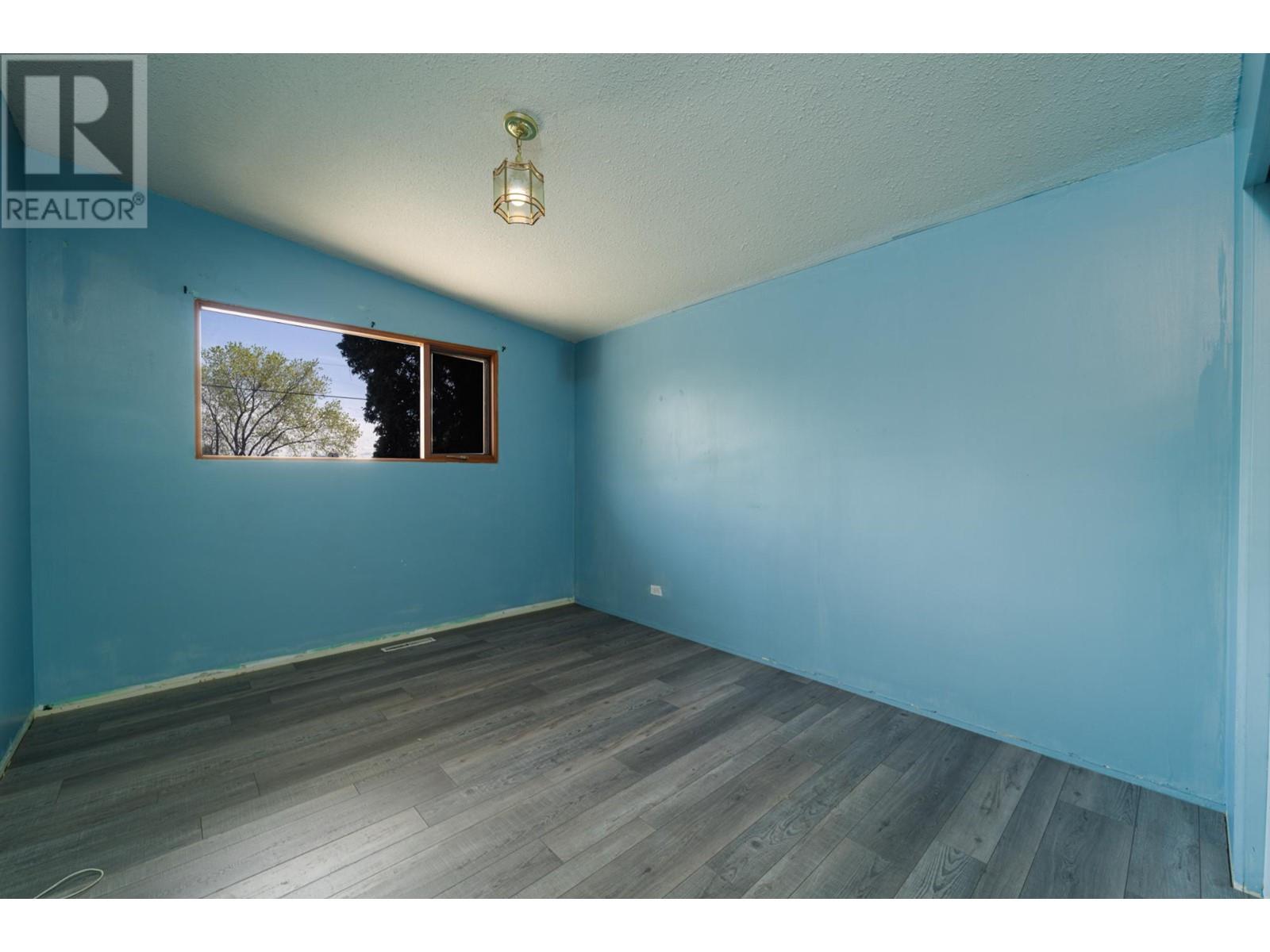 For sale 325 SCHUBERT DRIVE, Kamloops, British Columbia 178445 REALTOR.ca