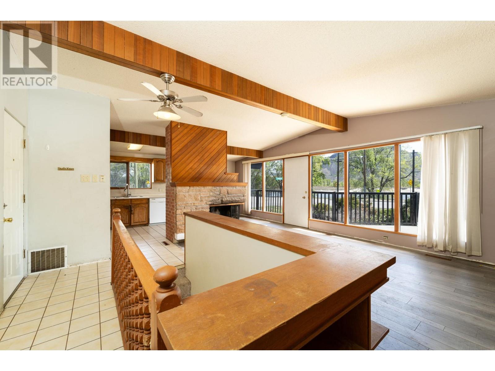 For sale 325 SCHUBERT DRIVE, Kamloops, British Columbia 178445 REALTOR.ca