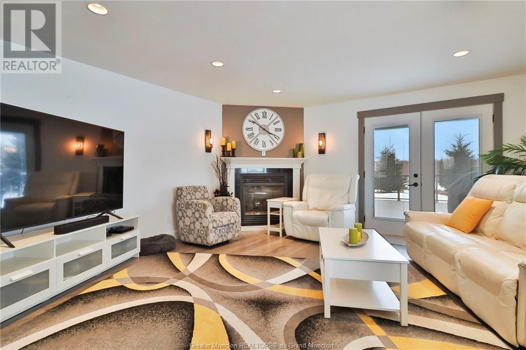 For sale 446 Royal Oaks BLVD, Moncton, New Brunswick E1H3S7 M157356