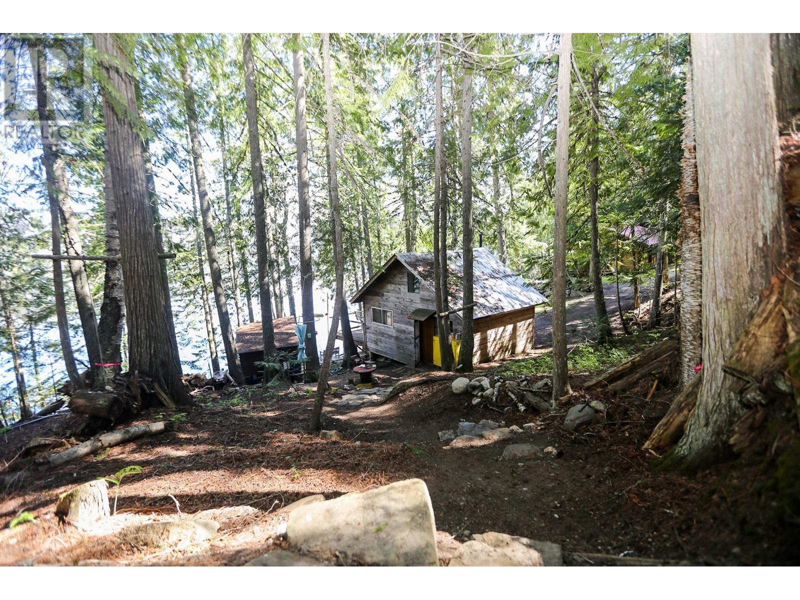 For sale 5319 EAST BARRIERE LAKE FSR, Barriere, British Columbia 178423 REALTOR.ca