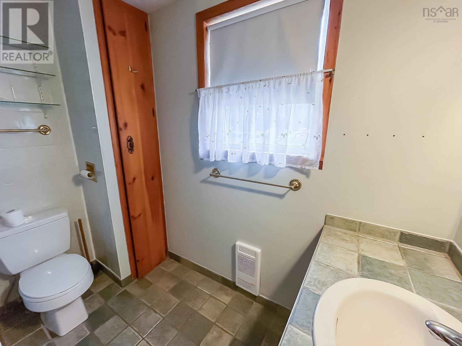 For sale 42 Green Acres Road, Pleasantville, Nova Scotia B0R1G0