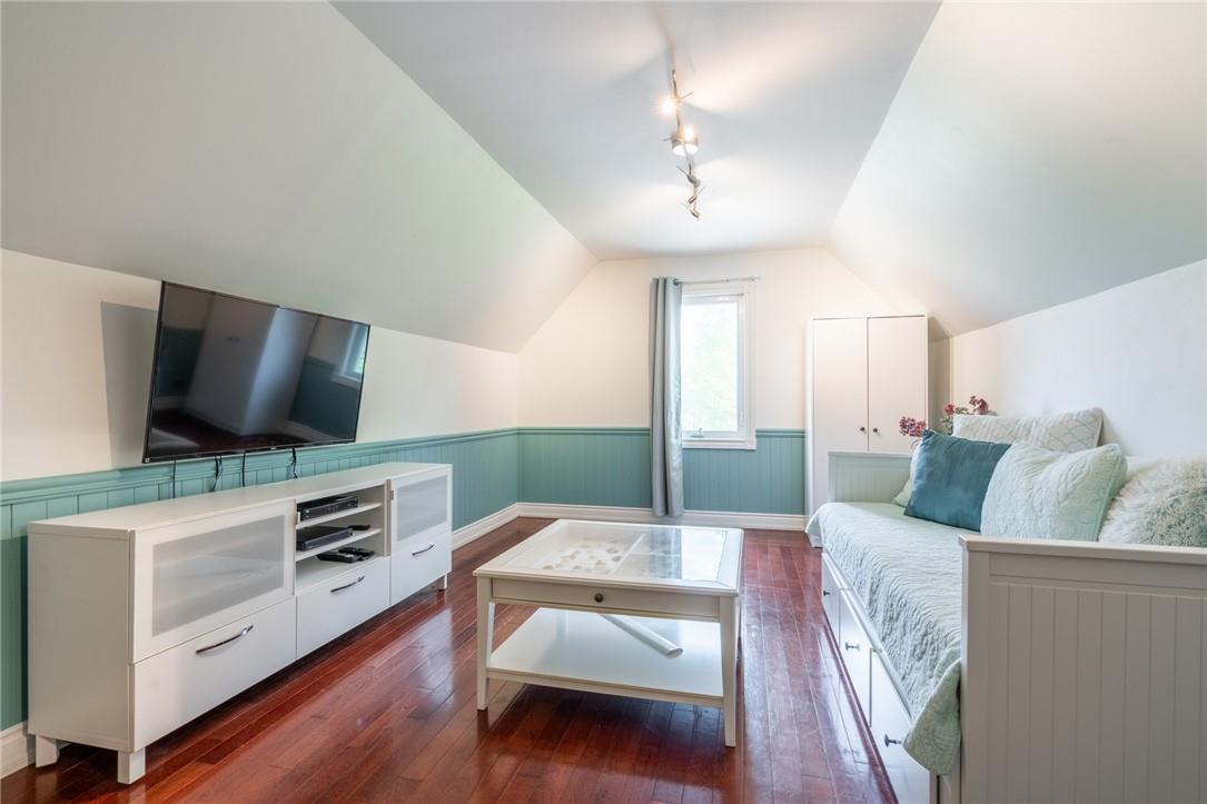 For sale 8735 Milburough Line, Campbellville, Ontario L0P1B0