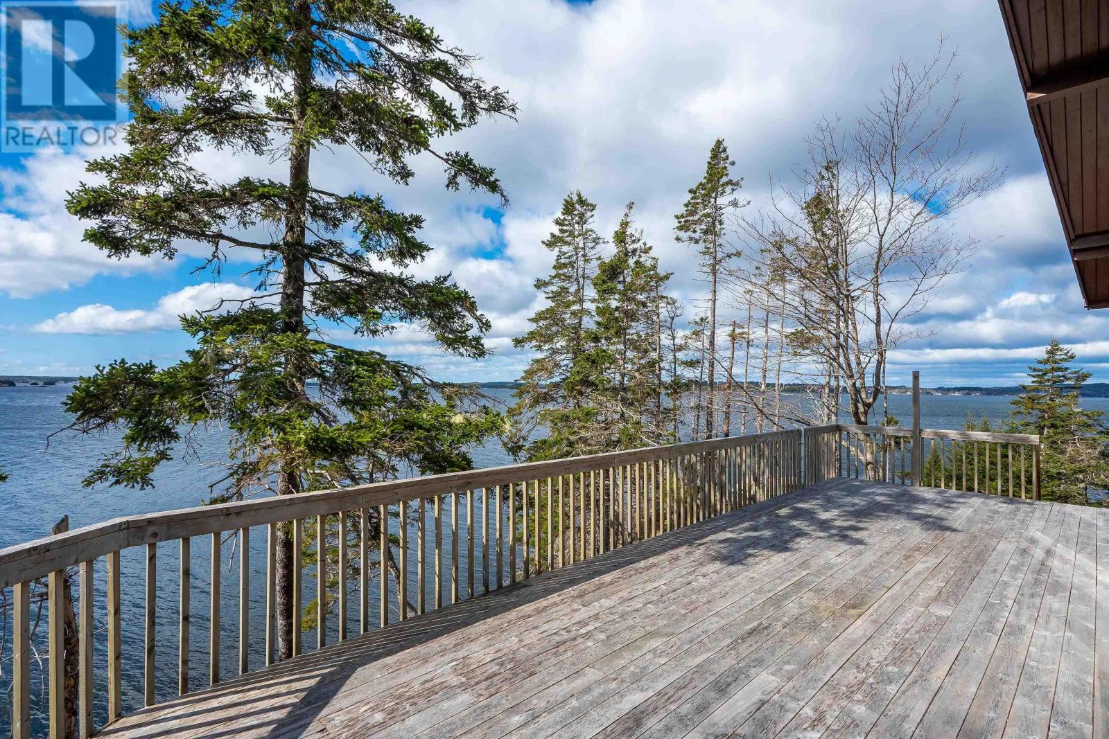 208 East Jeddore Road, Oyster Pond, Nova Scotia B0J2L0 REALTOR.ca