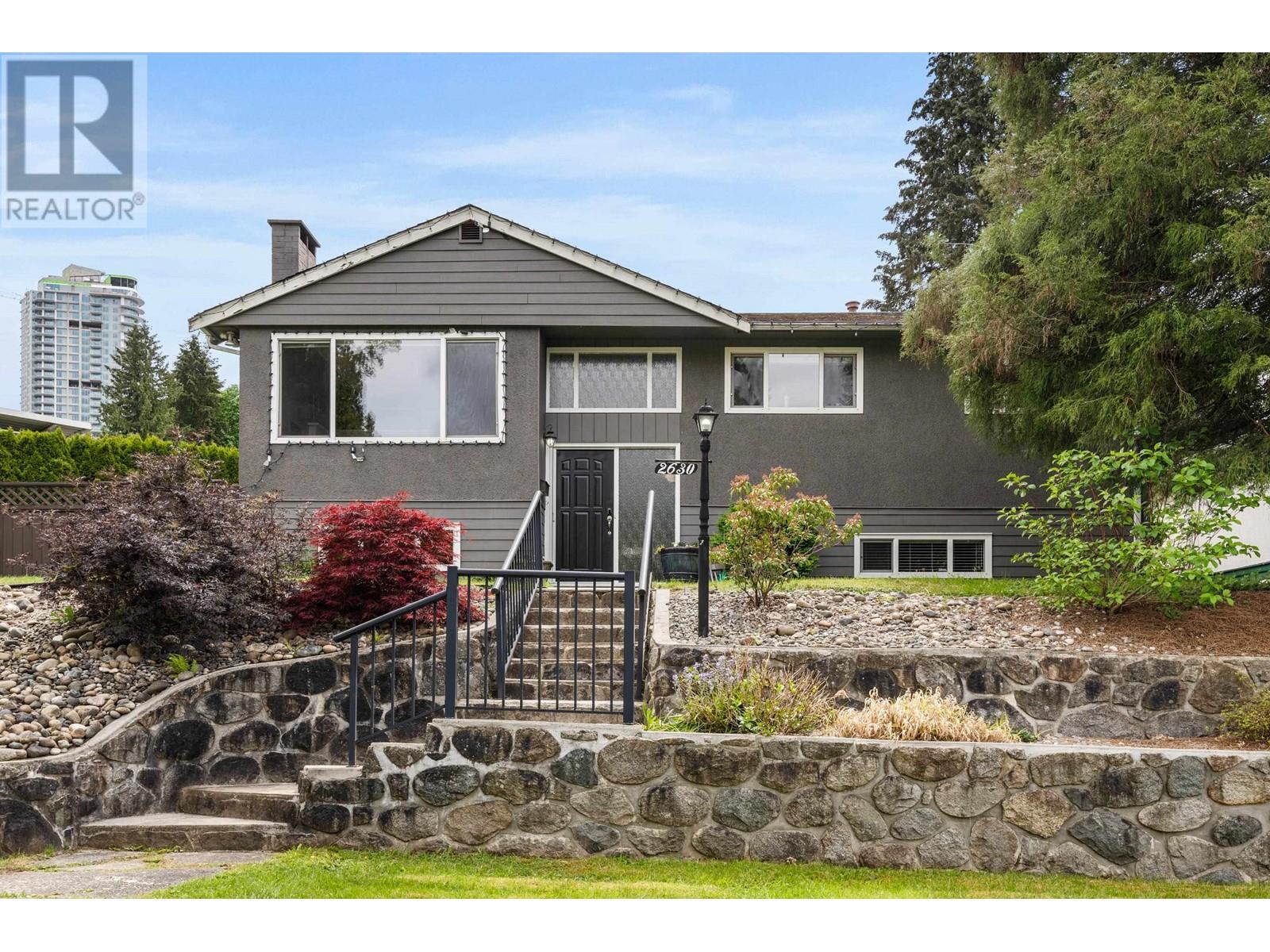 For sale 2630 NOEL DRIVE, Burnaby, British Columbia V3J1J3 R2882625