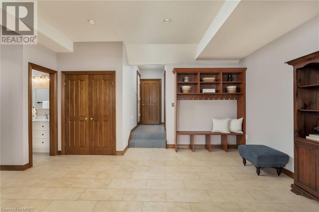 For sale 327A LAKE PROMENADE, Toronto, Ontario M8W1A6 40579781 REALTOR.ca