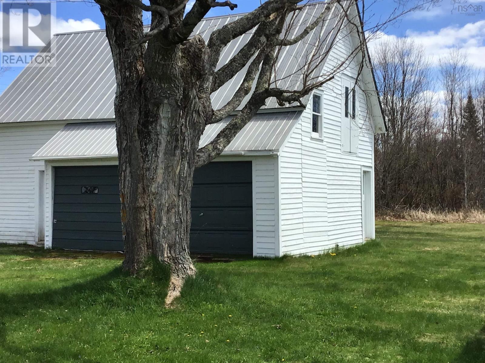 For sale 5748 Highway 2, Bass River, Nova Scotia B0M1B0 202409986