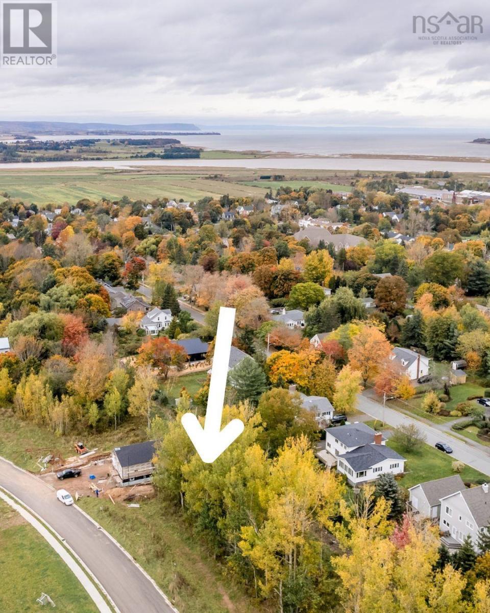 For sale Lot 60 Hillcrest Avenue, Wolfville, Nova Scotia B4P1T5