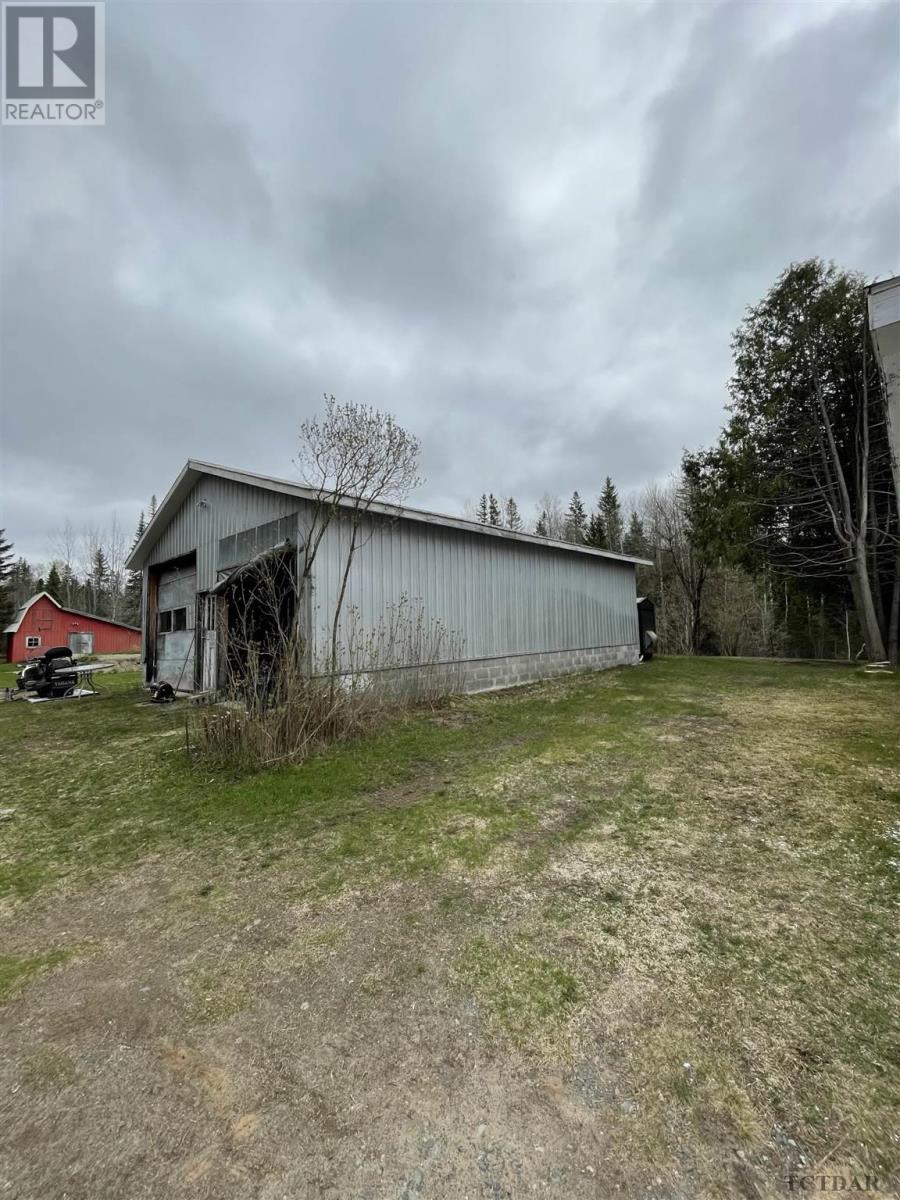 For sale 157 Highway 570, Sesekinika, Ontario P0K1S0 TM241032