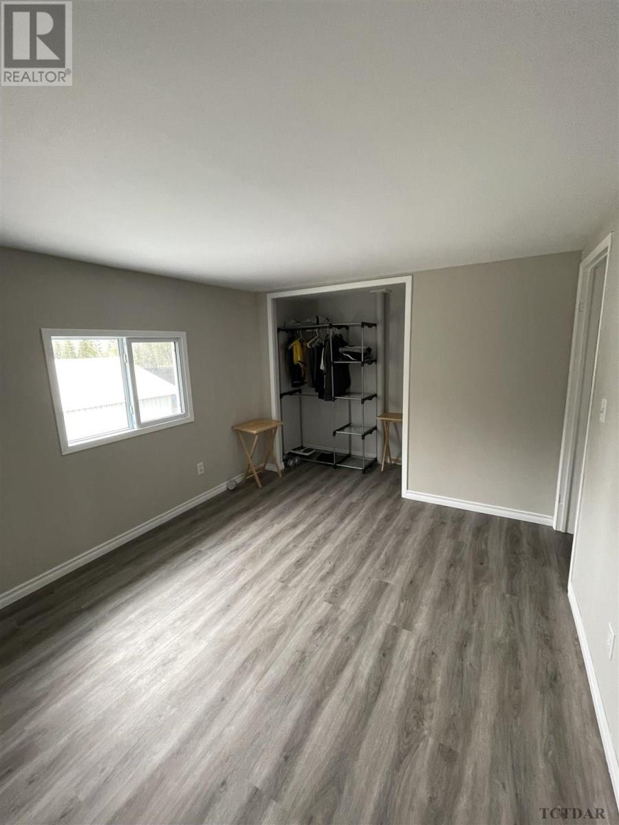 For sale 157 Highway 570, Sesekinika, Ontario P0K1S0 TM241032