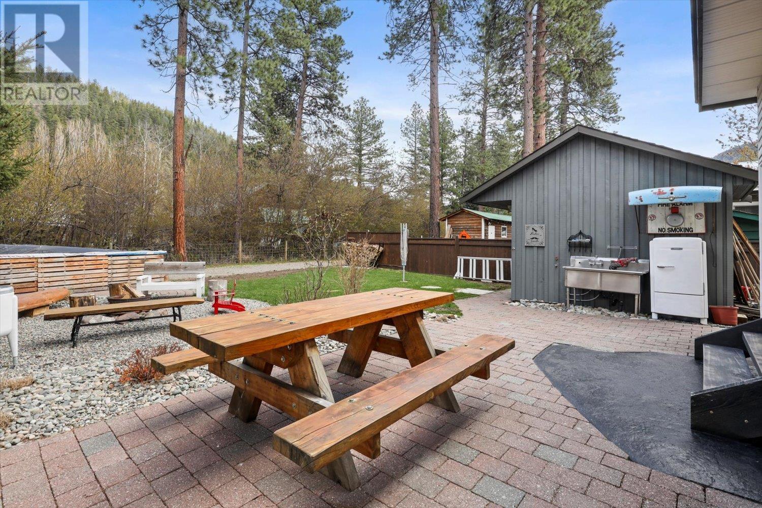 For sale 2625 Otter Avenue, Tulameen, British Columbia V0X2L0