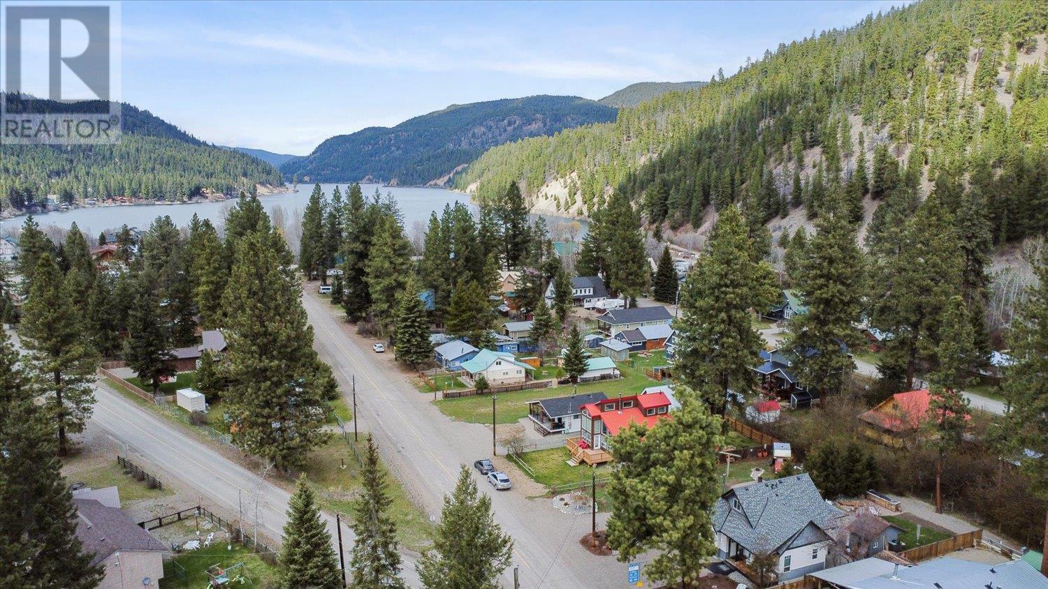 For sale 2625 Otter Avenue, Tulameen, British Columbia V0X2L0