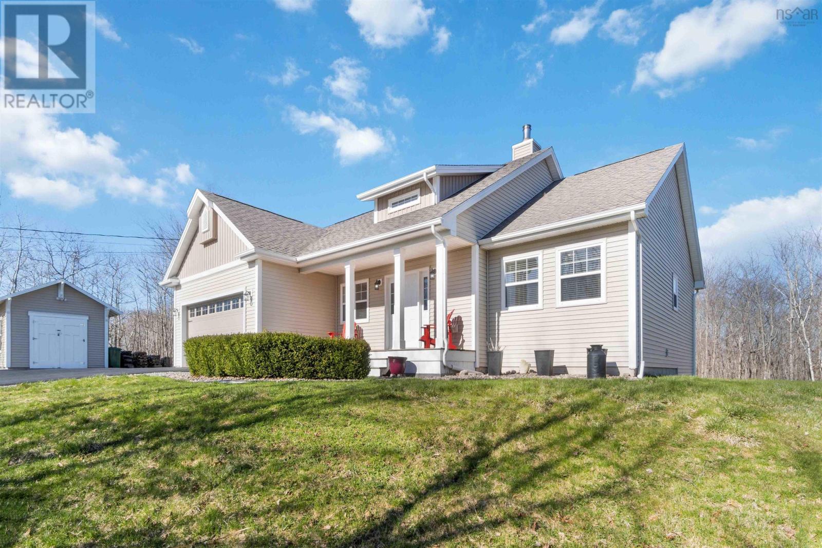 For sale 166 Blackbear Circle, Lewis Lake, Nova Scotia B3Z0E3