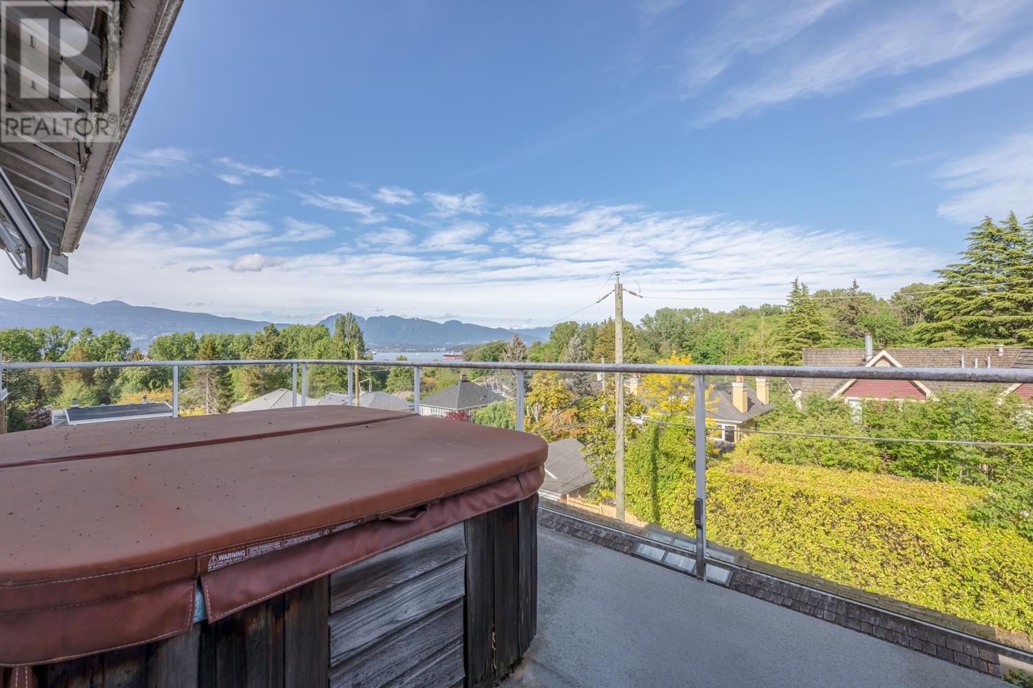 For sale 4389 LOCARNO CRESCENT, Vancouver, British Columbia V6R1G2