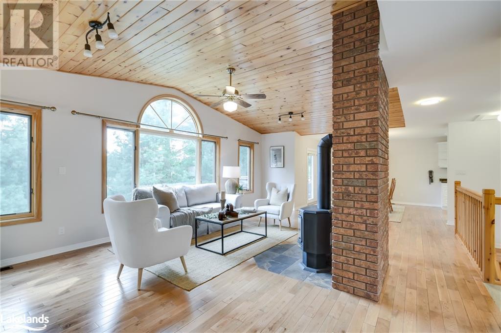 For sale 1107 WASEOSA LAKE RD, Huntsville, Ontario P1H2J4 40587572