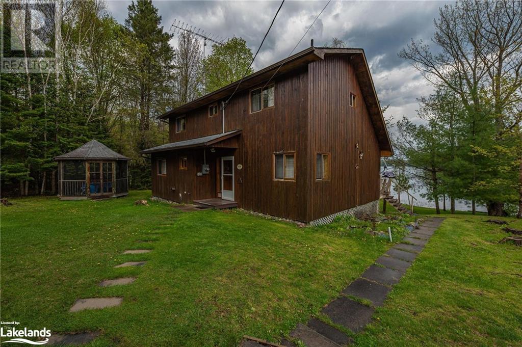 For sale 1070 Road, Gooderham, Ontario K0M1R0 40589689