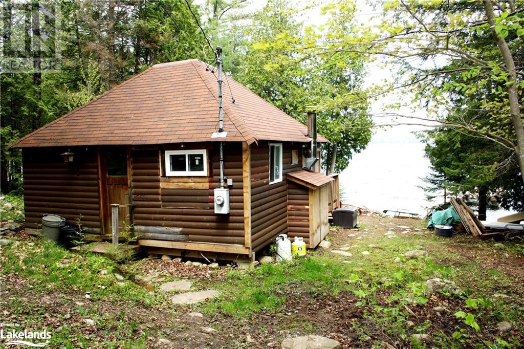 For sale 1089 RESTAWHILE Drive, Wilberforce, Ontario K0L1M1